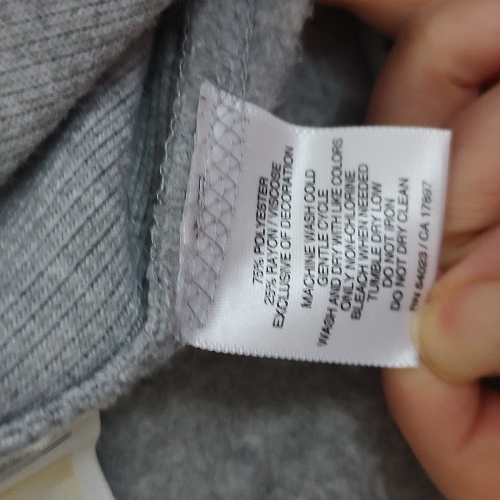 Gray Vest - Picture 4 of 5